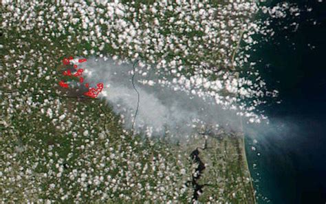 Swamp fire between Georgia, Florida visible from space | CNHI | cnhinews.com