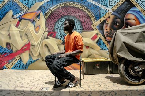 From 'pastime for the lazy' to an art form: Senegalese graffiti school ...