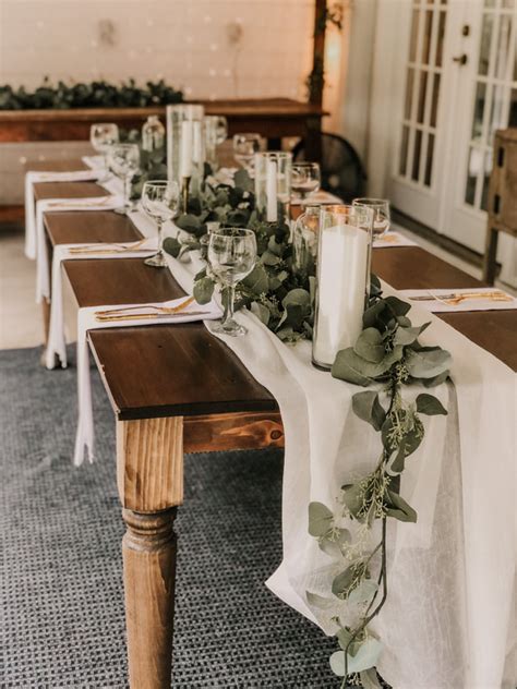 Tablescape Inspiration! Classic White Farmhouse Table Decor