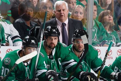 Stars' Ken Hitchcock retiring from coaching