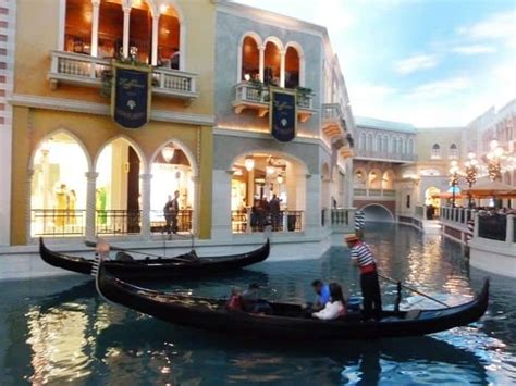 Venetian Gondola Ride (Price, Hours, & Coupons) (July 2024)