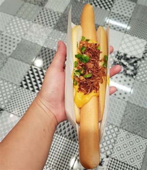 New Jumbo Hot Dog Bun With Nacho Cheese & Fried Onions From IKEA SG Now Available Till 27 Oct ...