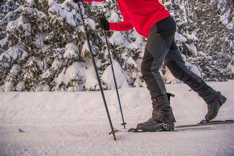 Essential Skiing and Snowboarding Accessories (and How to Use Them) - Ski Junket