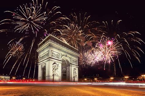 Paris New Year's Eve: Timeless Celebrations & Cruises