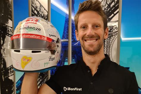 Grosjean misses opportunity to wear children's helmet design