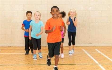 12 Best Indoor PE Games For Kids