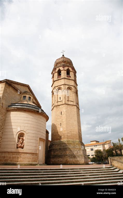 Oristano cathedral hi-res stock photography and images - Alamy