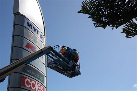 Signs & Lines | Pylon & totem signage specialists in Perth WA