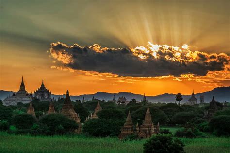 Bagan Sunset - Myanmar Online Travel Agency | tmtmtour.com