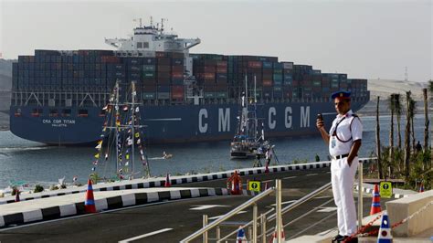 Maersk says Suez Canal Authority proposes new toll system | Al Arabiya English