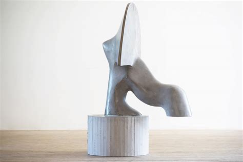 Concrete sculpture | Artistics