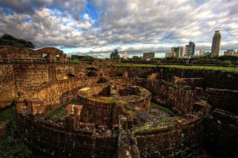 12 Best INTRAMUROS Tourist Spots (Walled City of Manila)