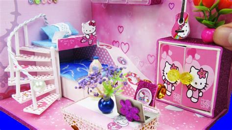 DIY Miniature Dollhouse Room ~ Hello Kitty Room Decor ~ 5 Minute DIY Dol... | Doll diy crafts ...