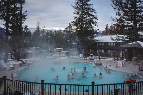 Fairmont Hot Springs Resort - Ski & Soak edition