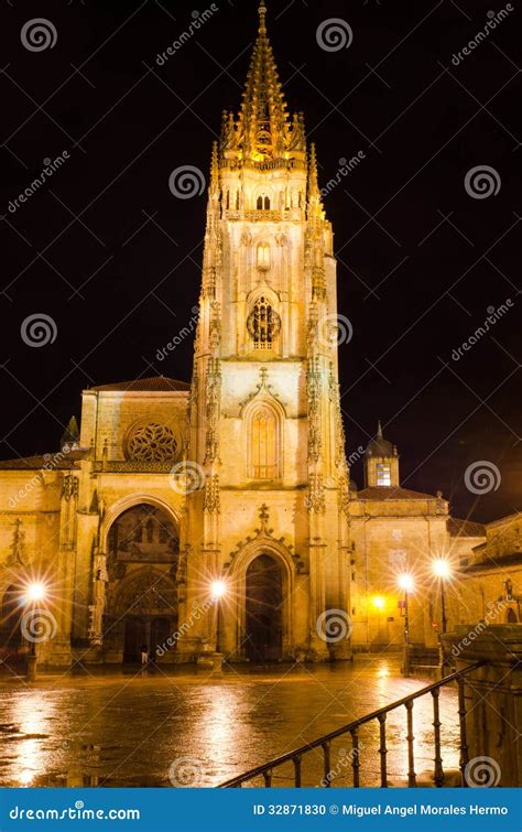 Oviedo Cathedral stock photo. Image of oviedo, asturias - 32871830