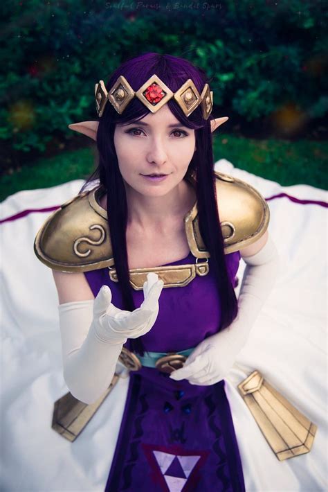 Princess Hilda, LOZ: ALBW Cosplay by BanditsSpurs | Cosplay, Princess ...