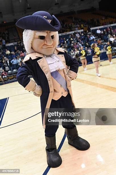 George Washington University Mascot Photos and Premium High Res ...