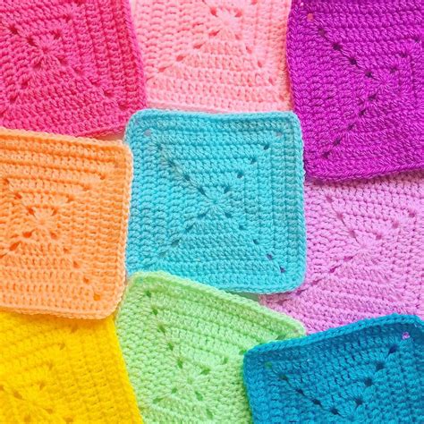 Learn to crochet a solid granny square using this tutorial. It's an e ...