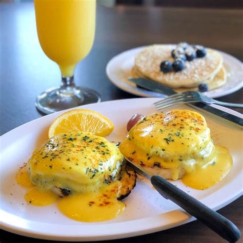 Best Breakfast in Panama City Beach? 9 Brunch Spots for YOU