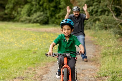 How to Teach Your Child to Ride a Bike | ParentMap