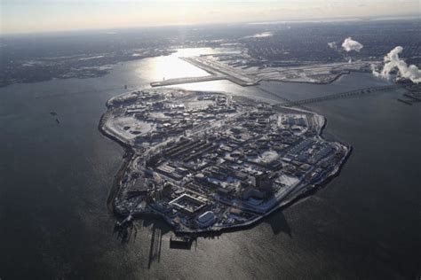 Prison Inmates Have Taken Over Parts of Rikers Island: NYT