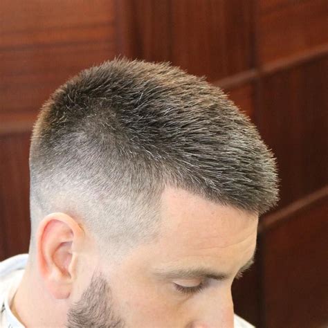 How To Cut Men's Hair With Clippers Fade