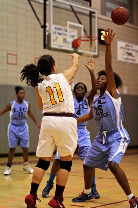 Girls basketball looks to rebuild after strong season – The Classic