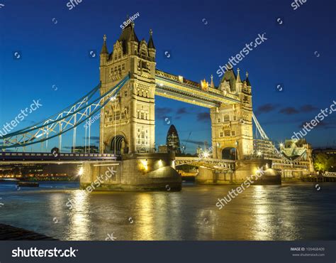 Bridge At Night, London, Uk Stock Photo 109468409 : Shutterstock