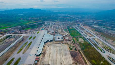 Está al nivel de cualquier aeropuerto internacional del mundo…”: Oaxaca Aerospace - YouTube