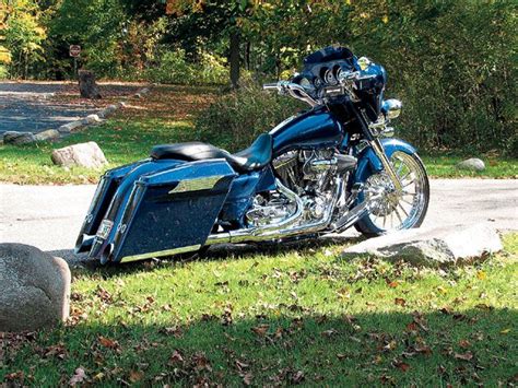 Harley Davidson Classic: Harley Davidson Electra Glide Custom