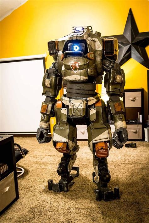 seafoampeach: “BT and Jack Cooper ready for BCC 😄 ” ABSOLUTELY INCREDIBLE | Titanfall cosplay ...