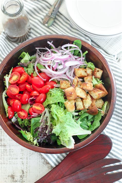 Field Greens Salad (Spring Mix Salad) - Lisa's Dinnertime Dish