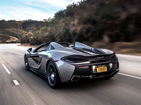 McLaren's New 570S Spider Supercar Adds Practicality to Luxury | WIRED