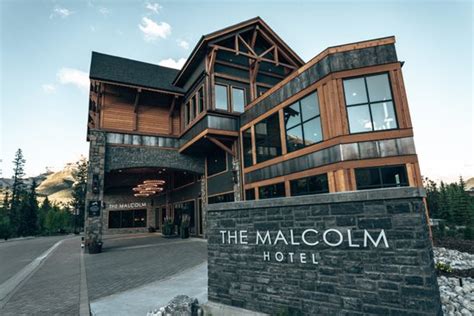 THE MALCOLM HOTEL (Canmore, Alberta) - Hotel Reviews, Photos, Rate ...