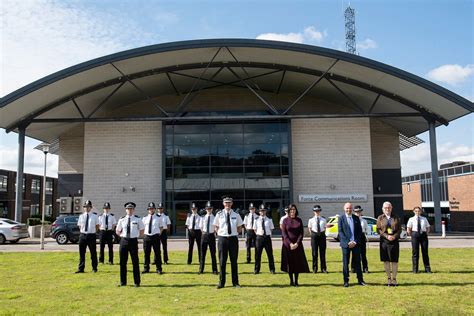 Hertfordshire's Chief Constable, welcomes region’s first degree apprentice police officers ...