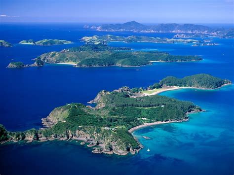 Bay of Islands New Zealand Tourist Information and Accommodation ...