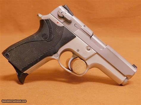 Smith and Wesson S&W Model 6906 Stainless 9mm