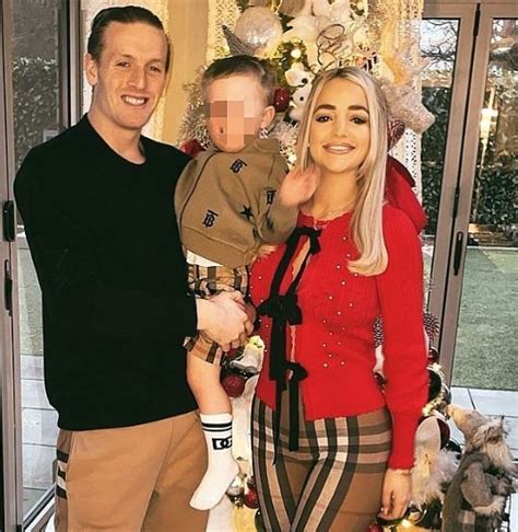 Everton GoalKeeper Jordan Pickford net worth & salary: More facts about his wife, wedding & family