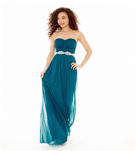 Catalog Cuties: Prom Dresses from JCPenney, Part 11