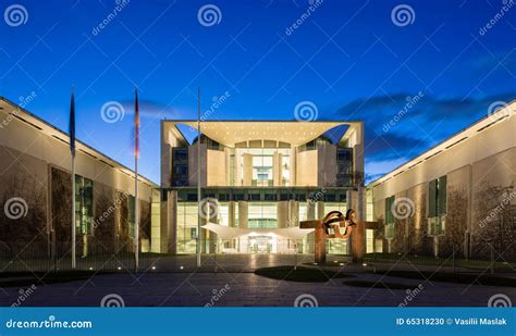 Bundeskanzleramt (federal German Chancellery). the Residence of the ...