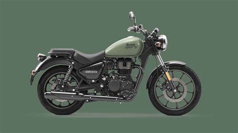 Royal Enfield Meteor 350 2023: novità, differenze, nuovi colori