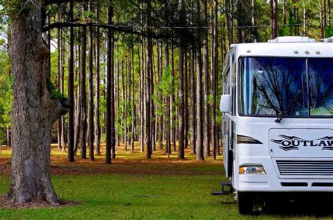 The Ultimate Guide to Boondocking and Free Camping | Outdoorsy.com