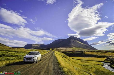 Driving in Iceland: The ONLY guide you need! (Mistakes, tips and secrets)