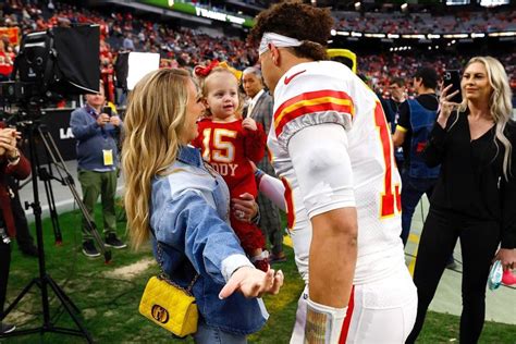 Patrick Mahomes' Daughter Sterling Shows Off Her Custom '15' Jacket at ...