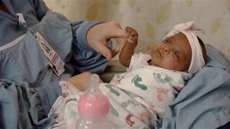 World's smallest surviving baby, born at .5 pounds, goes home 5 months ...