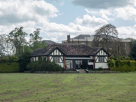 Pavilion, Woodside Park, London N22 © Christine Matthews :: Geograph Britain and Ireland