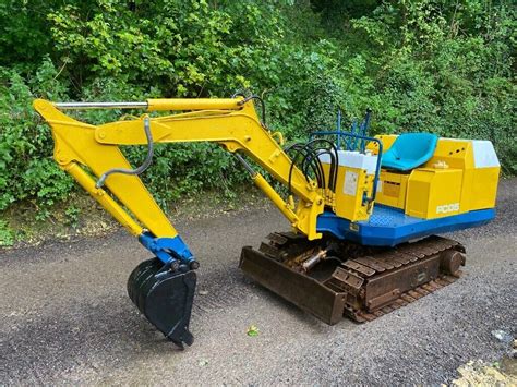 Komatsu PC05-5 Mini Excavator Digger, 1816 Hours, Bucket *** WATCH VIDEO *** 3 Cylinder diesel ...