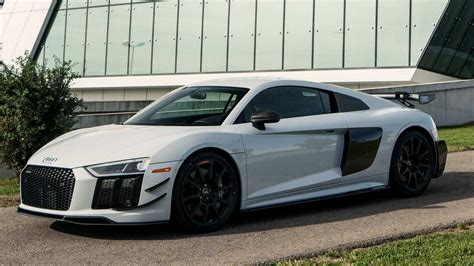 Audi R8 V10 Plus Competition Package Cuts Weight, Adds Downforce