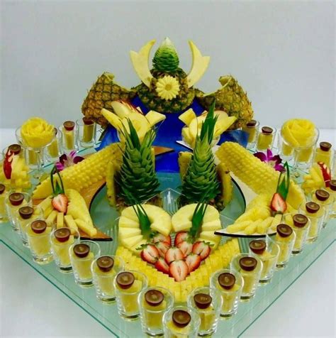 ananas en toute beauté | Christmas vegetables, Food crafts, Easy food art