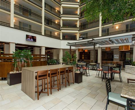 Embassy Suites Nashville Airport (Nashville, TN): What to Know BEFORE ...